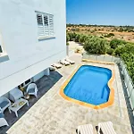 Christina Elite Private Pool Retreat * 圣纳帕