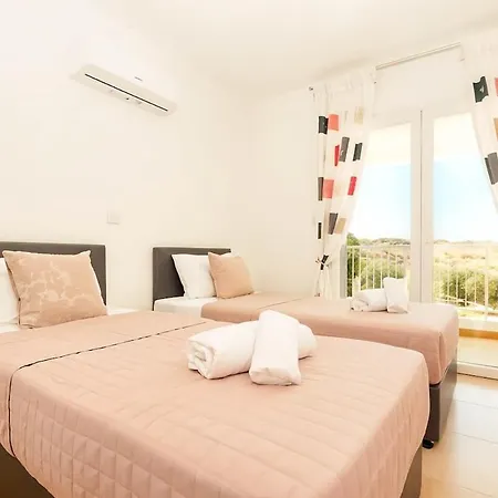 Christina Elite Private Pool Retreat *