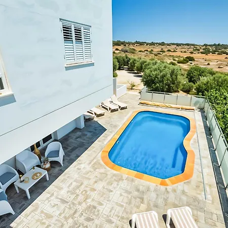 Villa Christina Elite Private Pool Retreat *