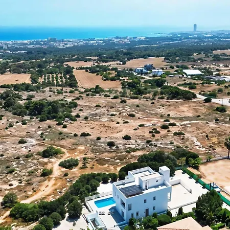 Christina Elite Private Pool Retreat וילה *